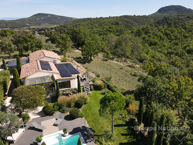 Maison - 150 m² - 5 pièces