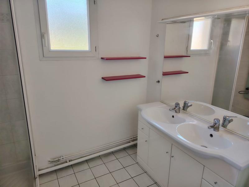 Maison - 141 m² - 5 pièces