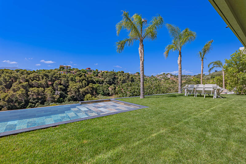 Maison - 156 m² - 5 pièces