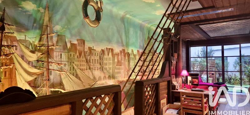 Maison de ville - 208 m² - 6 pièces