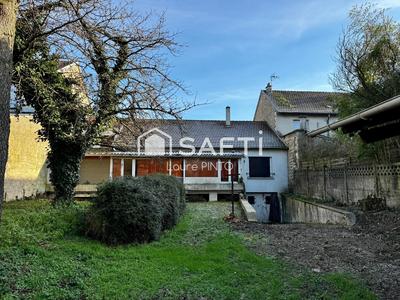 Maison - 193 m² - 7 pièces