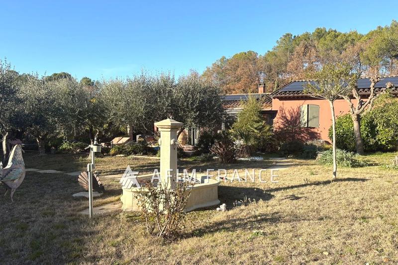 Villa - 142 m² - 5 pièces