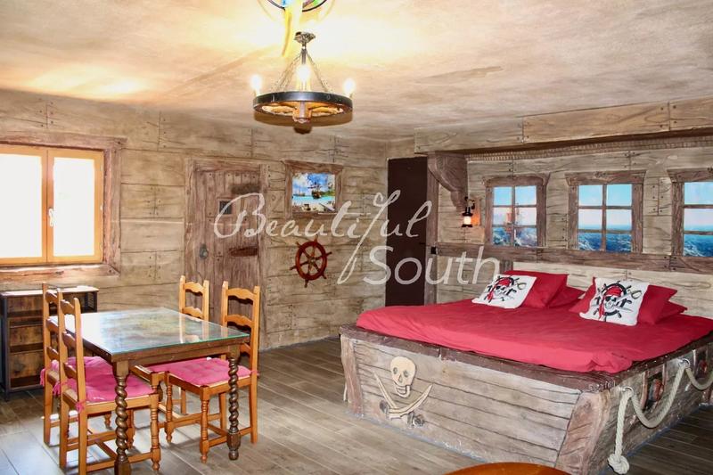 Gîte - 543 m² - 16 pièces