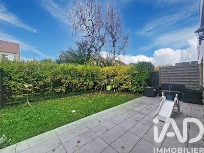 Maison - 90 m² - 6 pièces