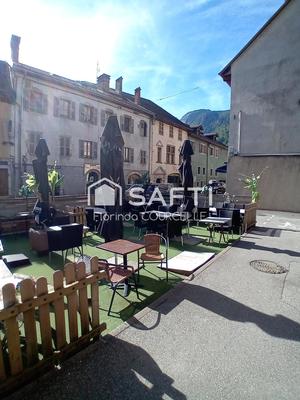 Local commercial - 84 m² - 3 pièces