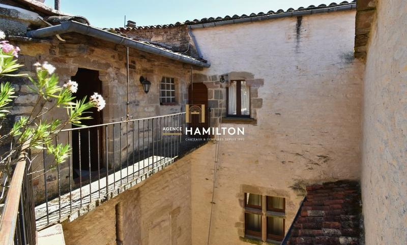 Demeure - 430 m² - 10 pièces