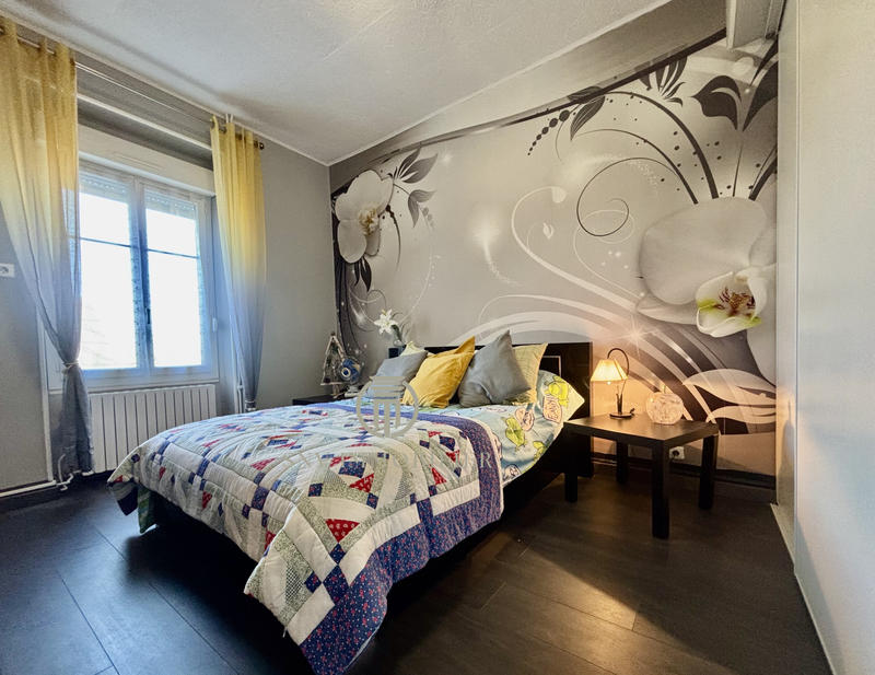 Maison - 206 m² - 9 pièces