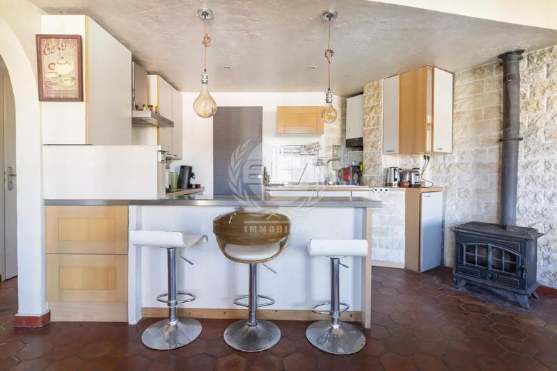 Appartement - 81 m² - 4 pièces