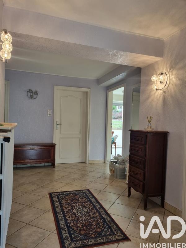 Maison - 168 m² - 8 pièces