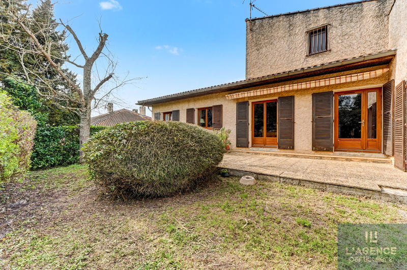 Maison - 140 m² - 5 pièces