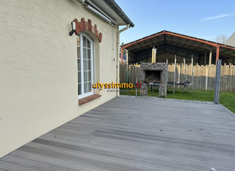 Maison - 214 m² - 9 pièces