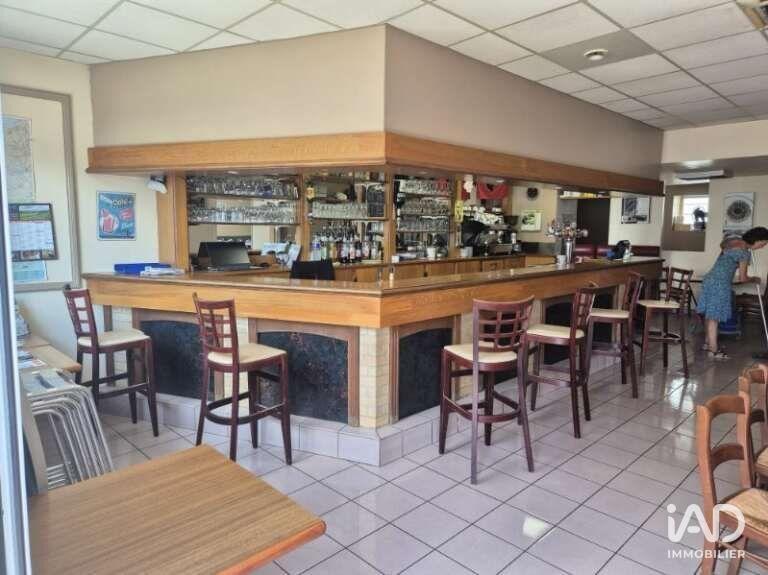 Local commercial - 256 m²