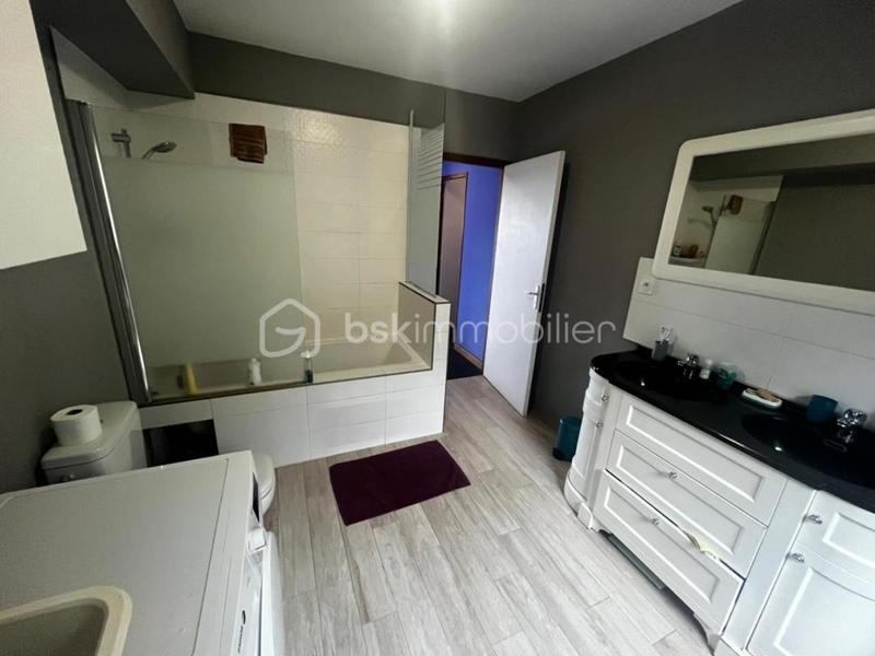 Propriété - 167 m² - 4 pièces