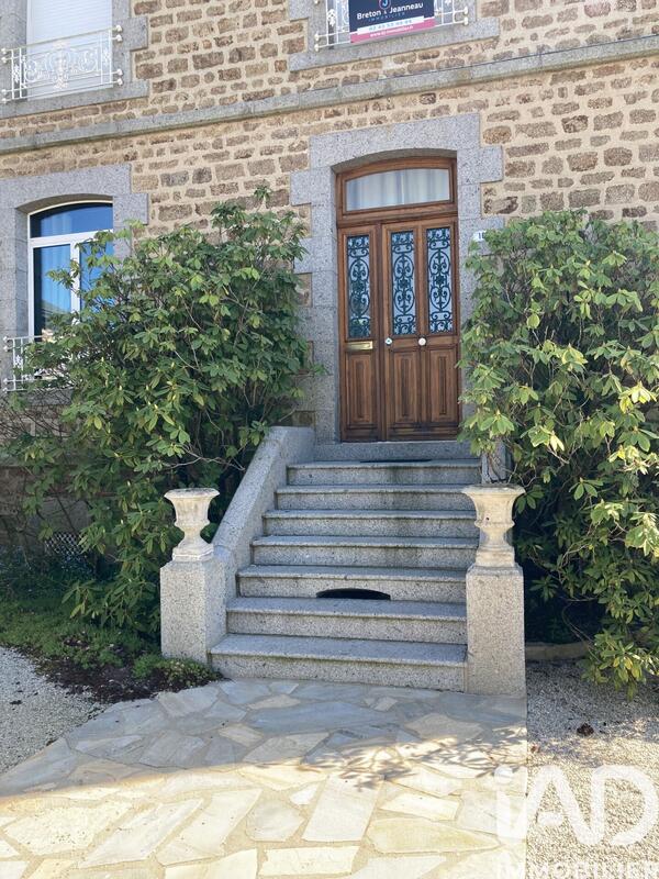 Maison de ville - 176 m² - 8 pièces