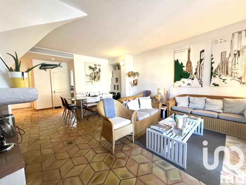 Maison - 83 m² - 5 pièces