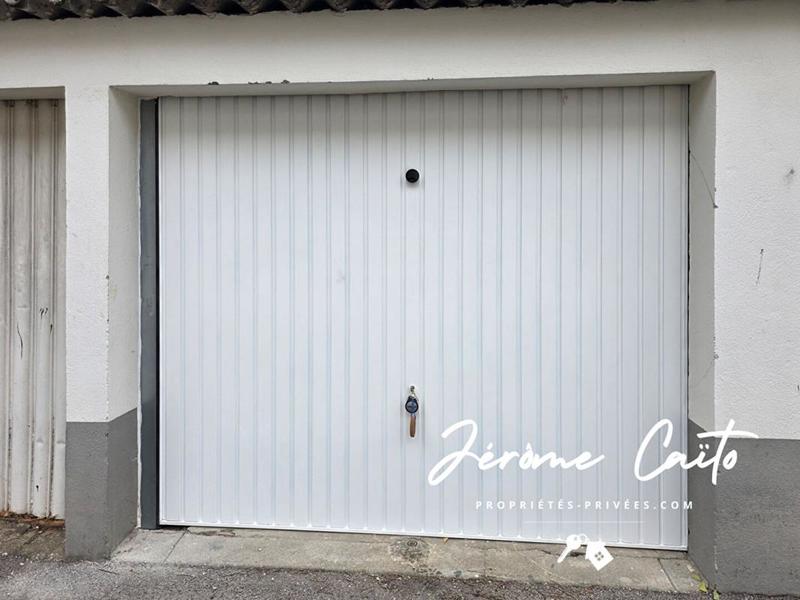 Parking / Garage - 15 m²