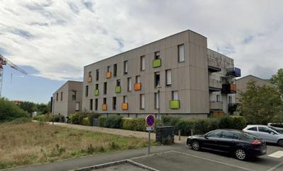 Appartement - 64 m² - 1 pièce