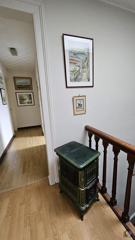 Maison - 151 m² - 6 pièces