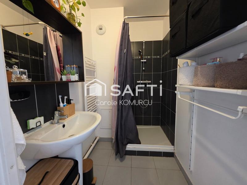 Appartement - 85 m² - 4 pièces