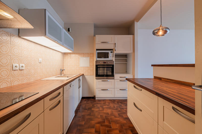 Appartement - 83 m² - 2 pièces