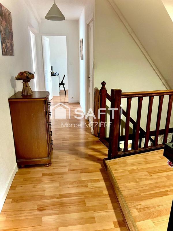 Maison - 201 m² - 7 pièces