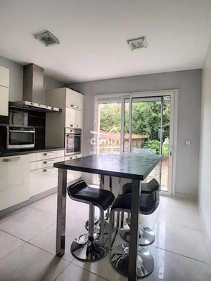 Maison - 74 m² - 4 pièces