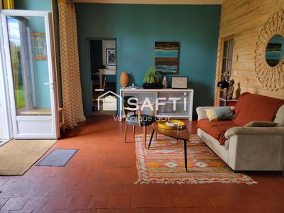 Maison - 160 m² - 8 pièces