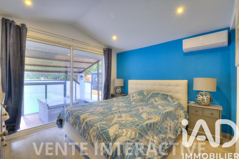 Maison - 224 m² - 9 pièces