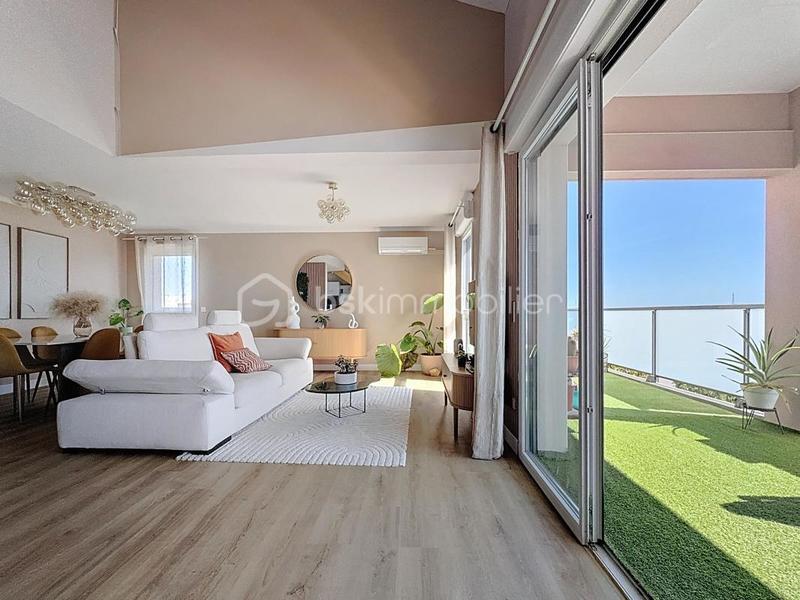 Appartement - 91 m² - 4 pièces