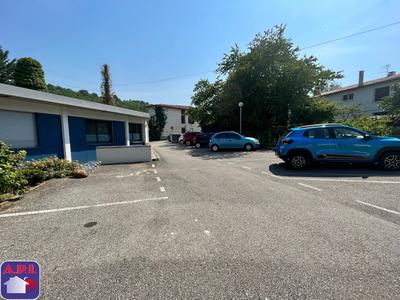 Local d'activités - 49 m²