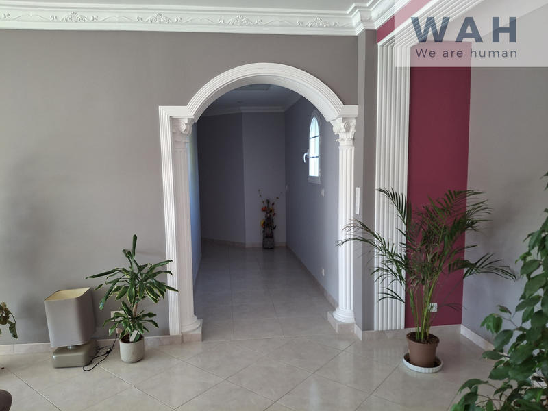 Maison - 180 m² - 4 pièces