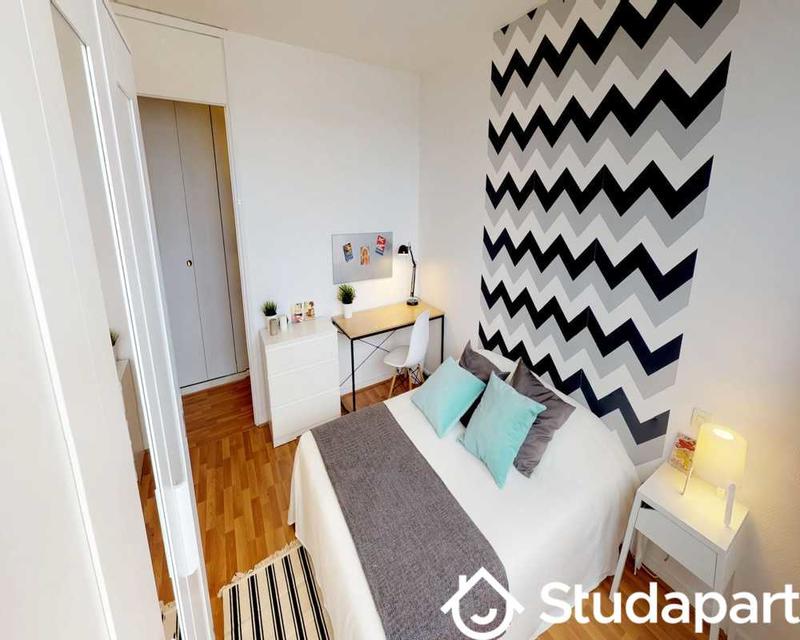 Chambre - 110 m² - 1 pièce