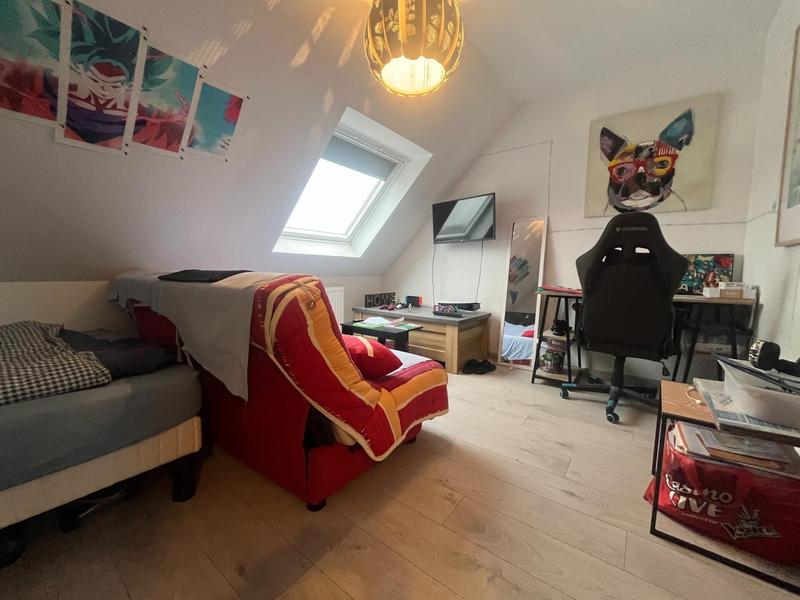 Maison - 122 m² - 6 pièces