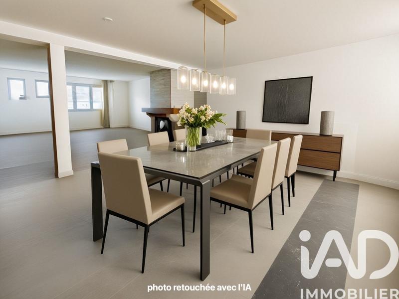 Maison - 96 m² - 6 pièces