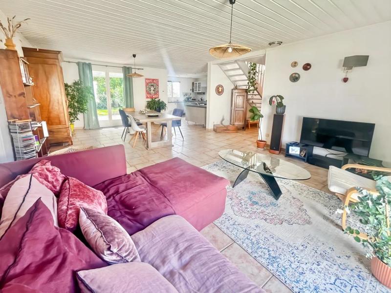 Maison - 160 m² - 6 pièces