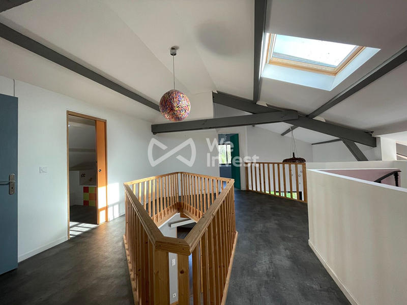 Maison - 208 m² - 5 pièces