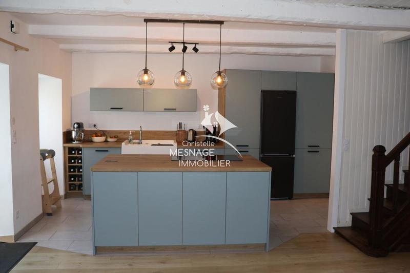 Maison en pierre - 111 m² - 6 pièces