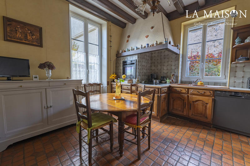 Villa - 206 m² - 6 pièces