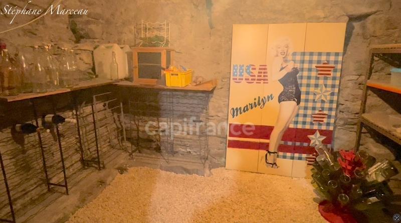 Maison de village - 368 m² - 8 pièces