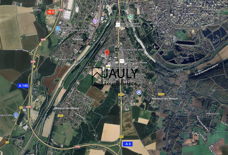 Local commercial - 900 m²