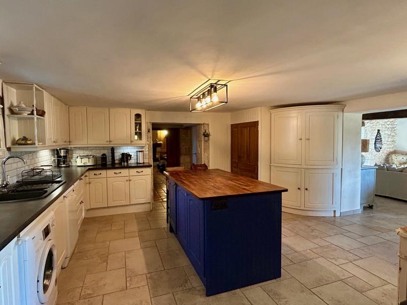 Maison ancienne - 200 m² - 9 pièces