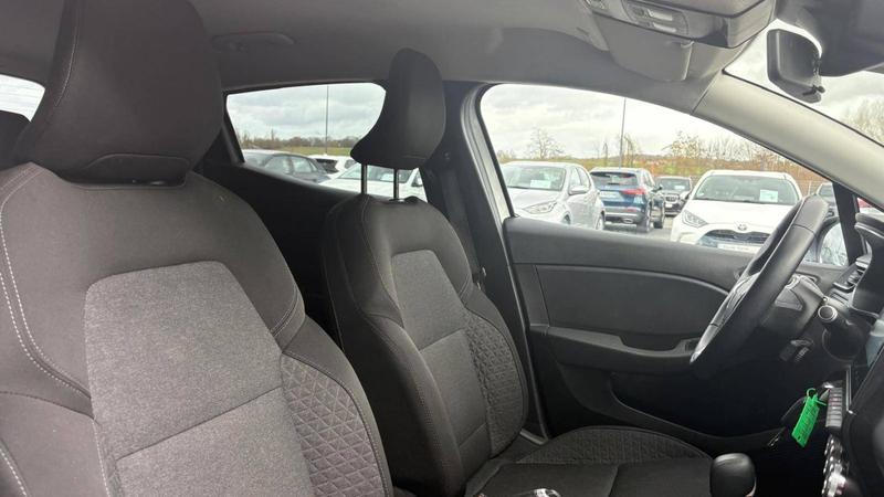 Renault Clio V E-Tech 140 - 21 Business