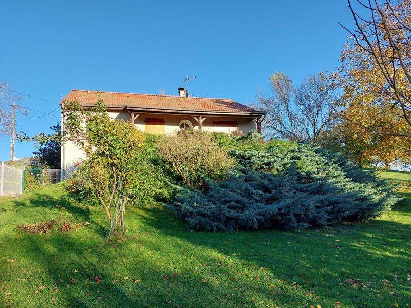 Maison - 90 m² - 5 pièces