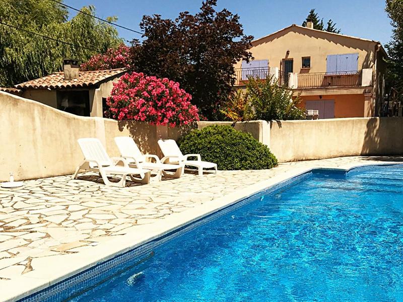 Maison - 298 m² - 11 pièces