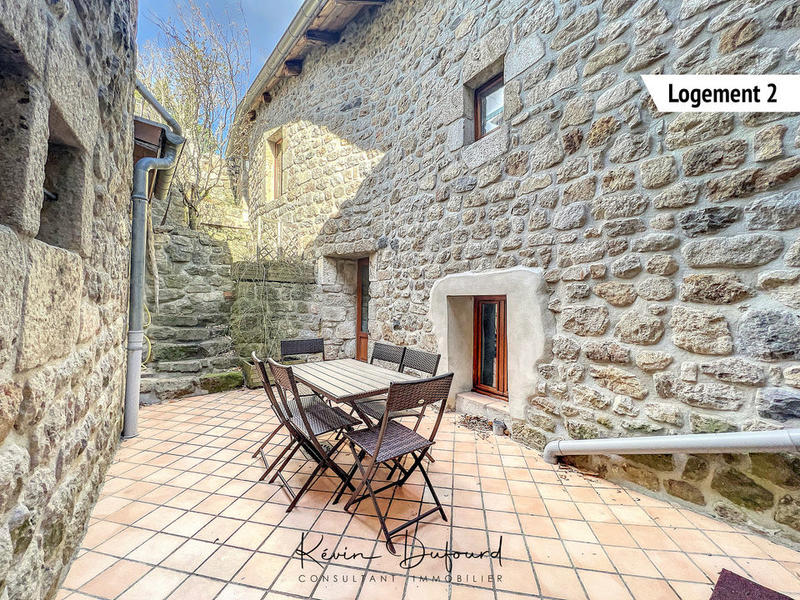 Propriété - 300 m² - 13 pièces