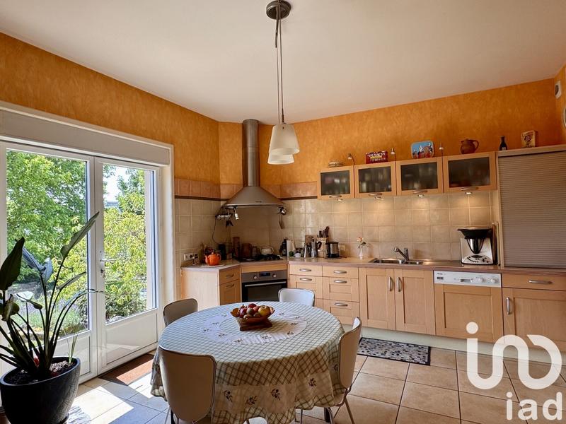 Maison de ville - 301 m² - 10 pièces