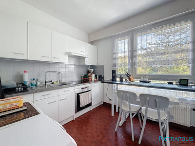 Appartement - 81 m² - 3 pièces