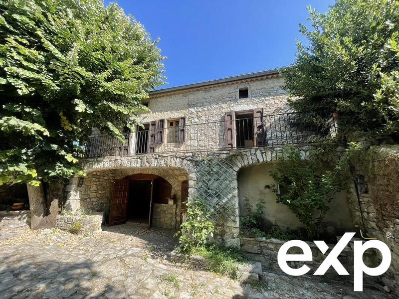 Maison ancienne - 190 m² - 8 pièces