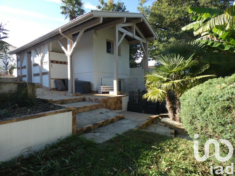 Maison - 197 m² - 9 pièces