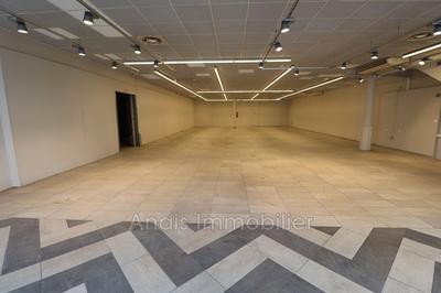 Local commercial - 418 m²